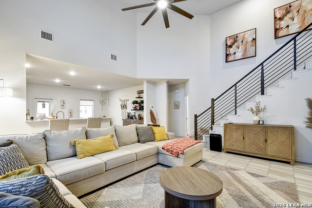 Image 6 of 35 For 8863 Grey Elm