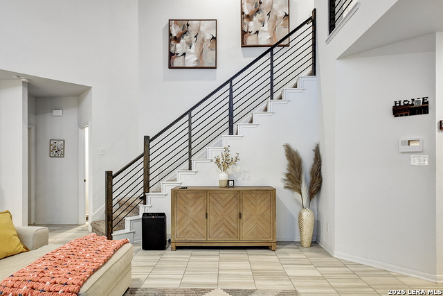 Image 8 of 35 For 8863 Grey Elm