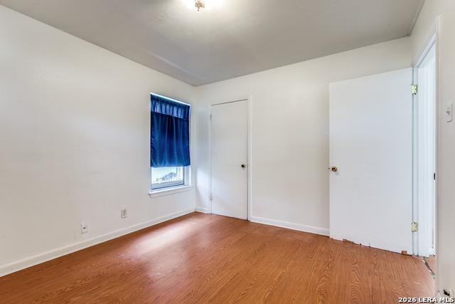 Image 14 of 22 For 2207 Bronte  