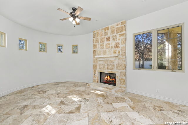 Image 10 of 44 For 32 Worthsham