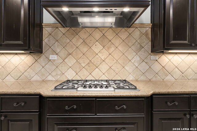 Image 18 of 44 For 32 Worthsham