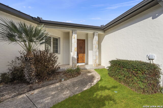 Image 3 of 44 For 32 Worthsham