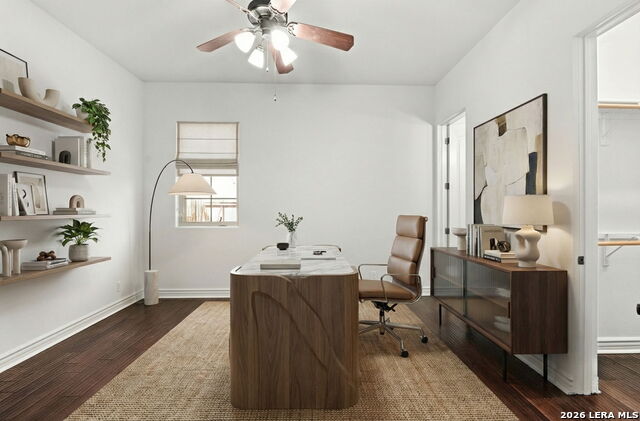 Image 33 of 44 For 32 Worthsham