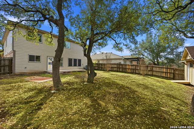 Image 27 of 33 For 25919 Torch Lily