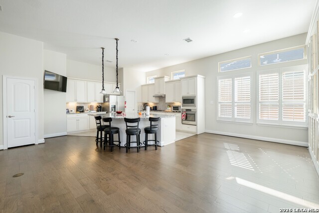 Image 11 of 42 For 407 Mission Hill Run