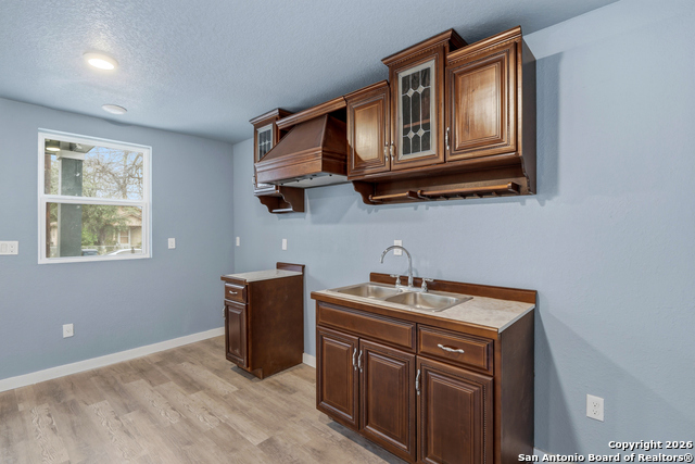 Image 13 of 16 For 3528 Laredo S