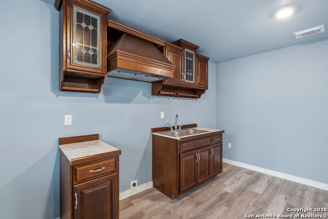 Image 14 of 16 For 3528 Laredo S