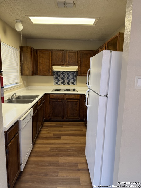 Image 5 of 12 For 9370 Village Lance