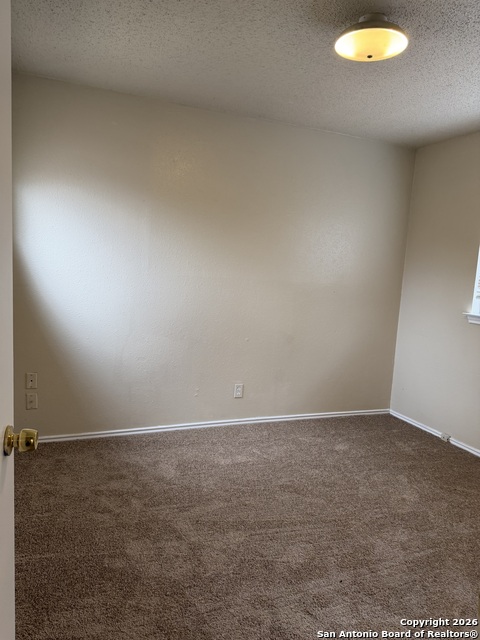 Image 6 of 12 For 9370 Village Lance