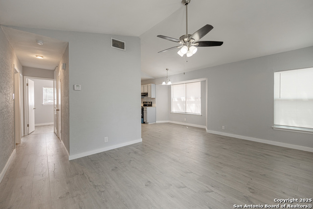 Image 10 of 21 For 4114 Dakota Sun