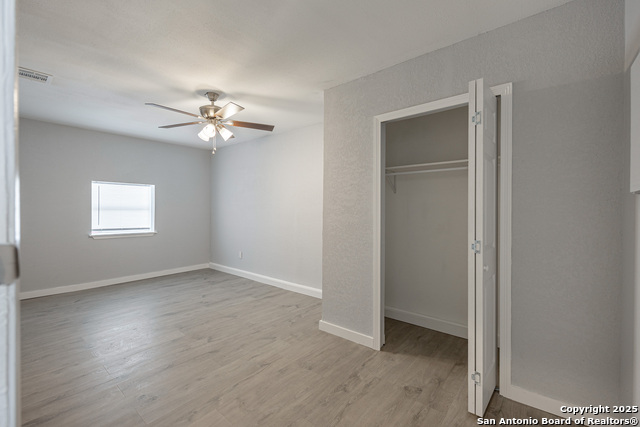 Image 13 of 21 For 4114 Dakota Sun