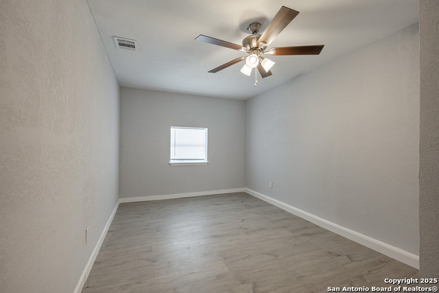 Image 14 of 21 For 4114 Dakota Sun