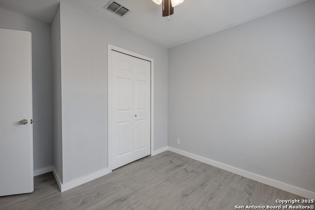 Image 17 of 21 For 4114 Dakota Sun