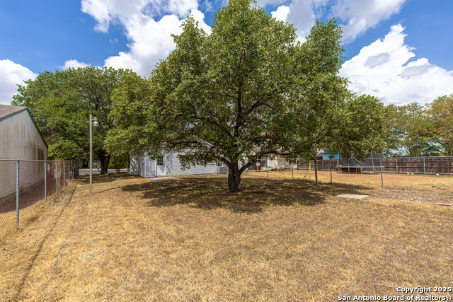 Image 21 of 21 For 4114 Dakota Sun