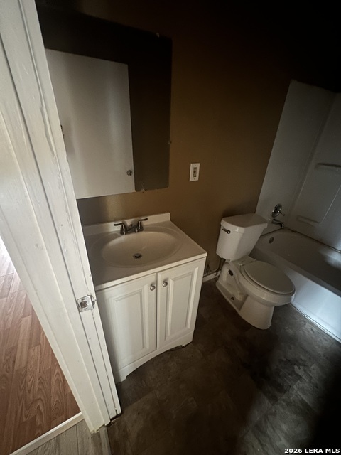 Image 11 of 24 For 510 Riley  