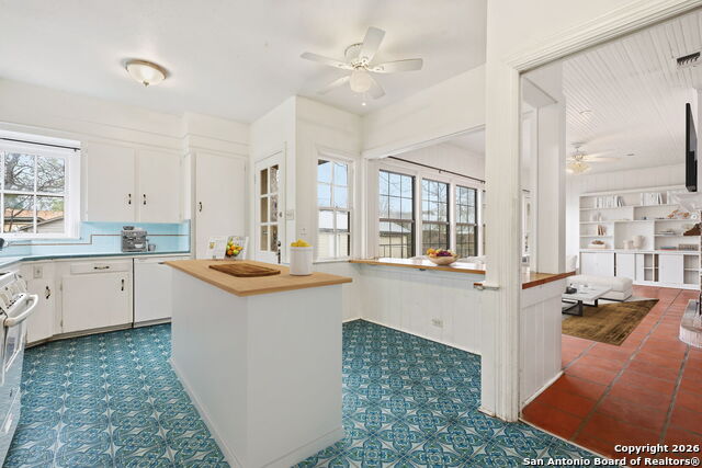 Image 15 of 33 For 247 Club  