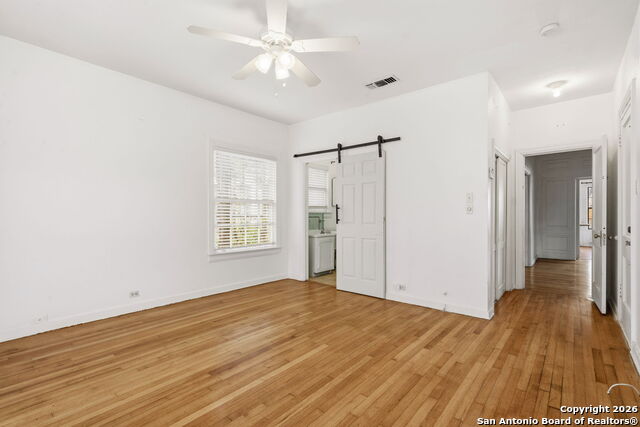 Image 22 of 33 For 247 Club  