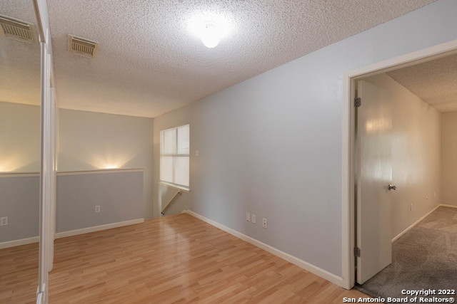 Image 15 of 30 For 4614 Purlane