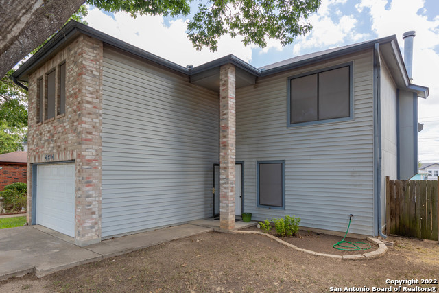 Image 2 of 30 For 4614 Purlane