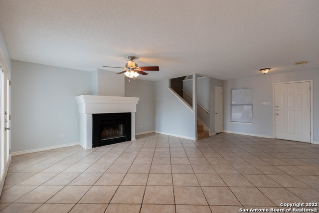 Image 4 of 30 For 4614 Purlane