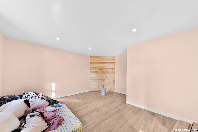 Listing photo id 17 for 122 Brink  