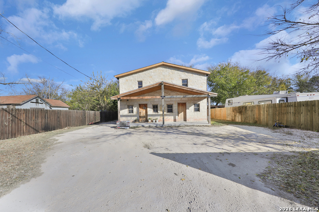 Listing photo id 0 for 122 Brink  