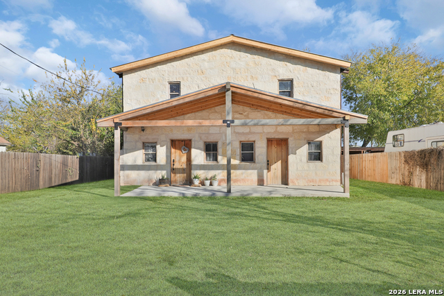 Listing photo id 5 for 122 Brink  