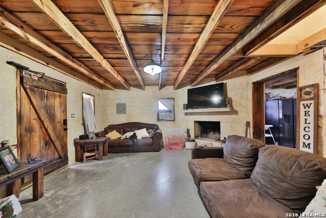 Listing photo id 7 for 122 Brink  