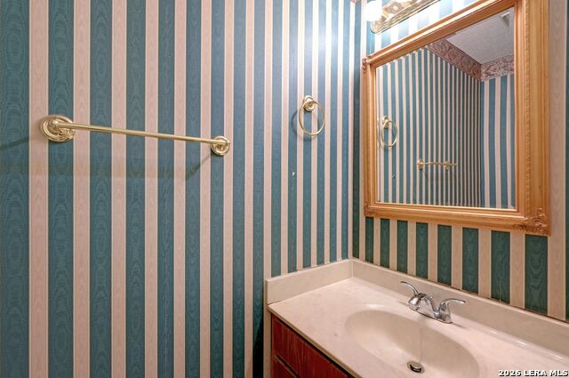 Image 12 of 29 For 11815 Vance Jackson  1402