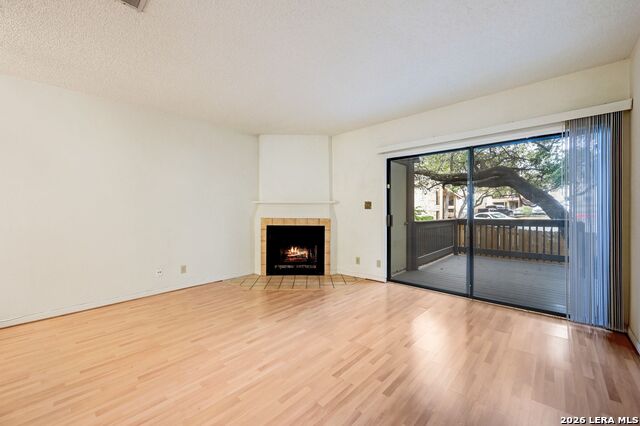 Image 9 of 29 For 11815 Vance Jackson  1402