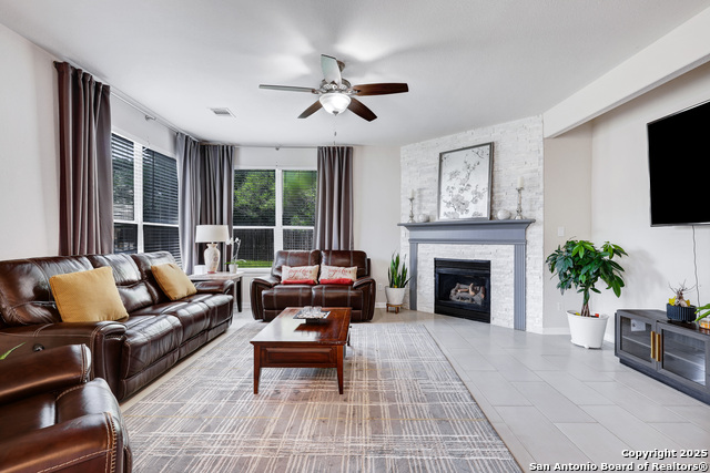 Image 10 of 40 For 20607 Wild Springs