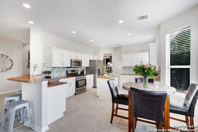 Image 15 of 40 For 20607 Wild Springs