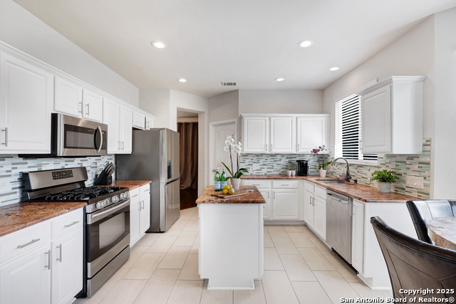 Image 18 of 40 For 20607 Wild Springs