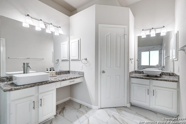 Image 28 of 40 For 20607 Wild Springs