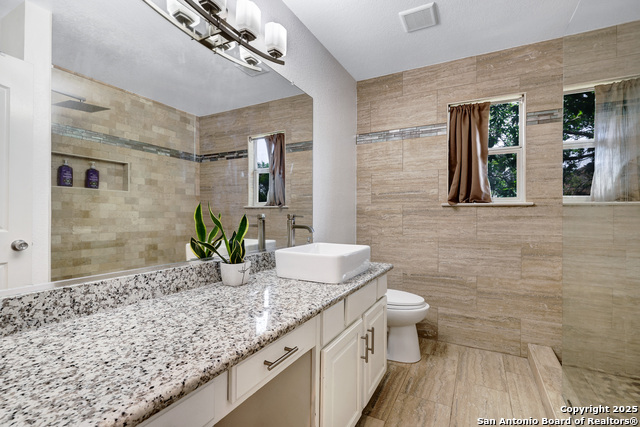 Image 31 of 40 For 20607 Wild Springs