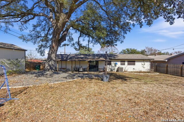 Image 17 of 19 For 3222 Bluefield