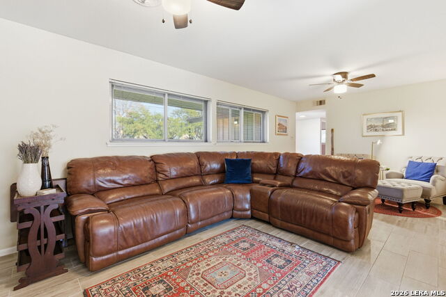 Image 5 of 19 For 3222 Bluefield