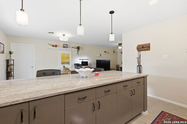 Image 9 of 19 For 3222 Bluefield