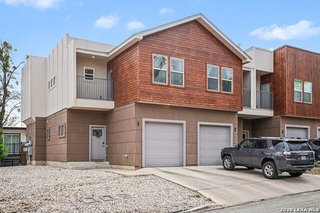 Image 10 of 32 For 1002 Morningside Dr  1