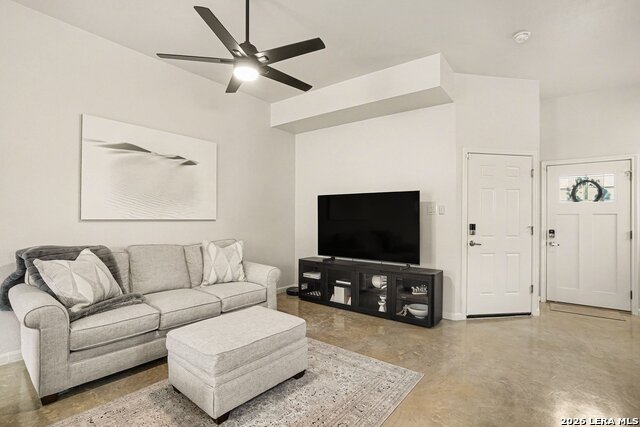 Image 3 of 32 For 1002 Morningside Dr  1