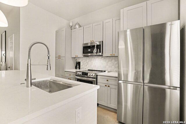 Image 6 of 32 For 1002 Morningside Dr  1