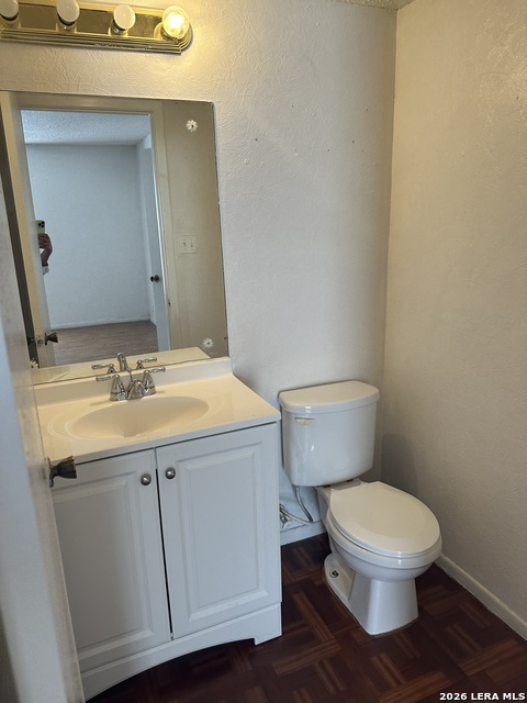 Image 3 of 6 For 8316 York Dr