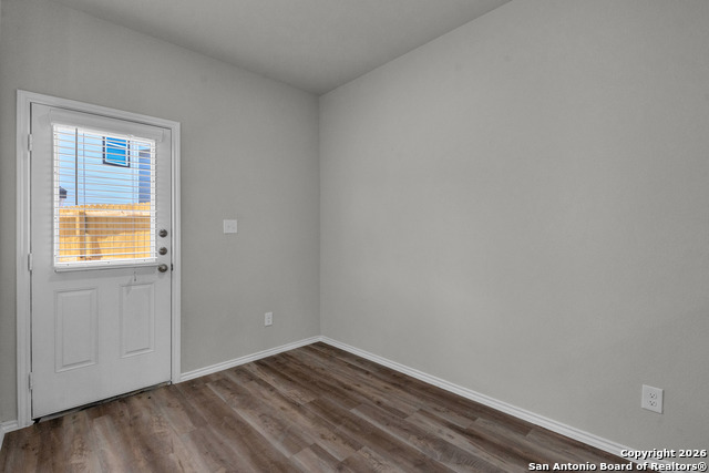 Image 11 of 28 For 8911 Fm 1560 611-612 N