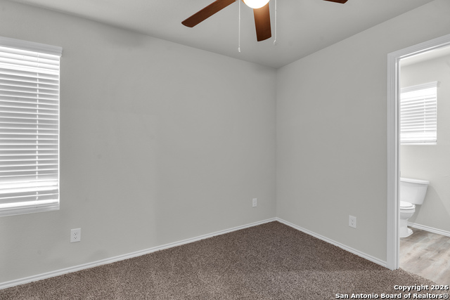 Image 16 of 28 For 8911 Fm 1560 611-612 N
