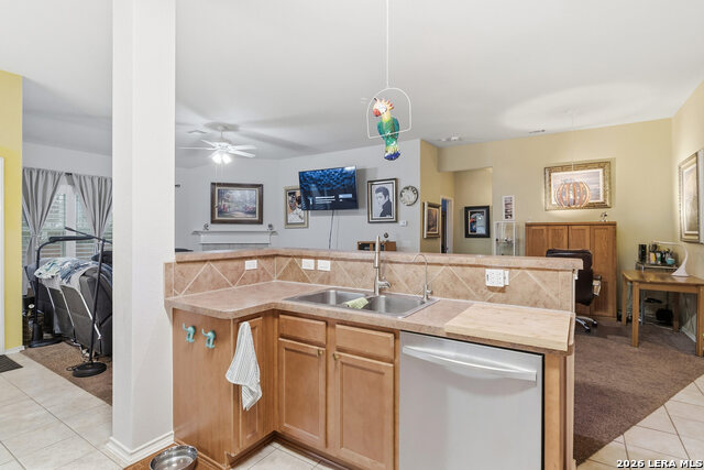 Image 11 of 43 For 532 Rooster  