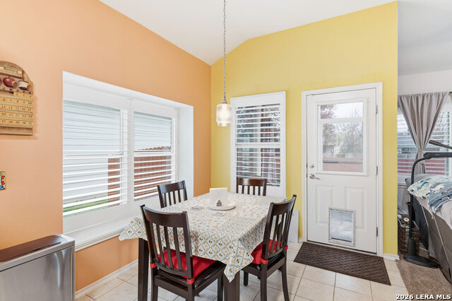 Image 18 of 43 For 532 Rooster  