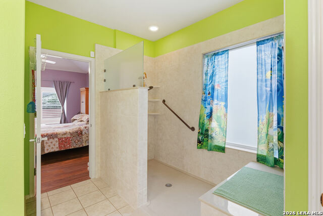 Image 24 of 43 For 532 Rooster  