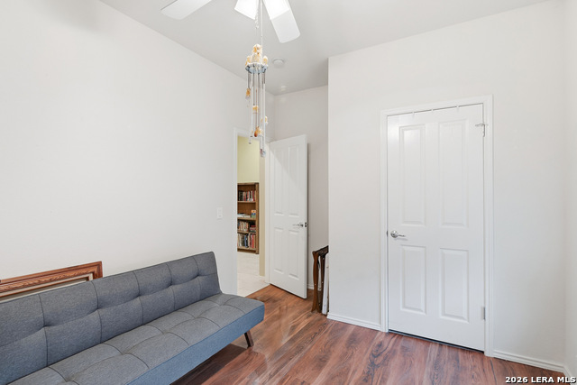 Image 31 of 43 For 532 Rooster  