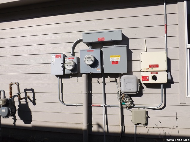 Image 18 of 25 For 738 Ambush Ridge