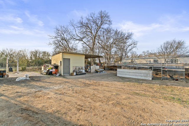 Image 36 of 37 For 16851 Griffin Rd #2